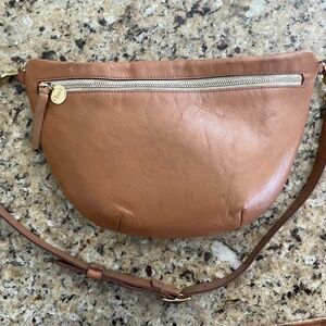 Clare V Natural Grande Fanny